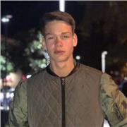 Soy estudiante de 2 de bachillerato y tenista semiprofesional. Doy todas las materias de la ESO. No dudéis en contactarme y conocer más de mi